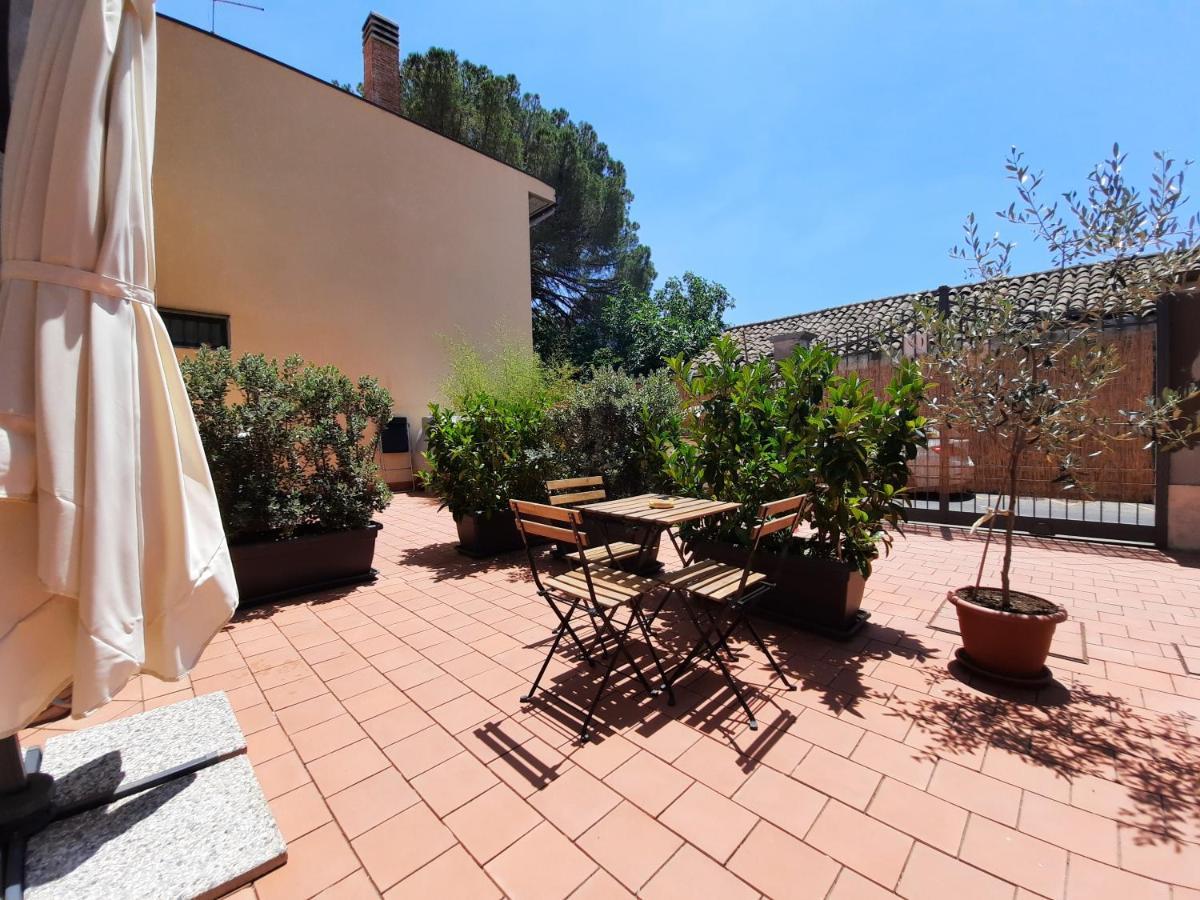 Il Borghetto Di San Giuseppe Etnarooms&Apartments Nicolosi Exterior photo