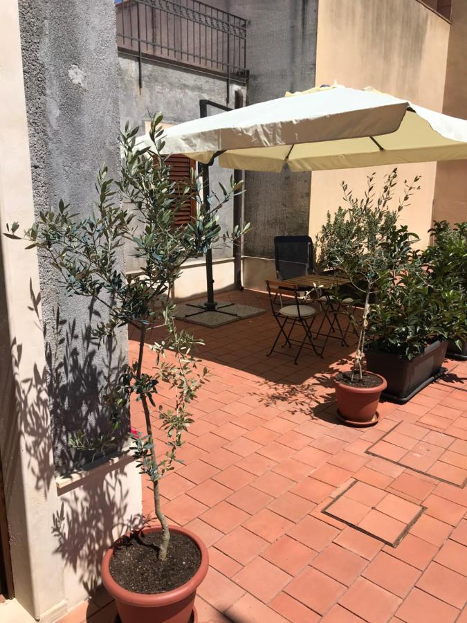 Il Borghetto Di San Giuseppe Etnarooms&Apartments Nicolosi Exterior photo